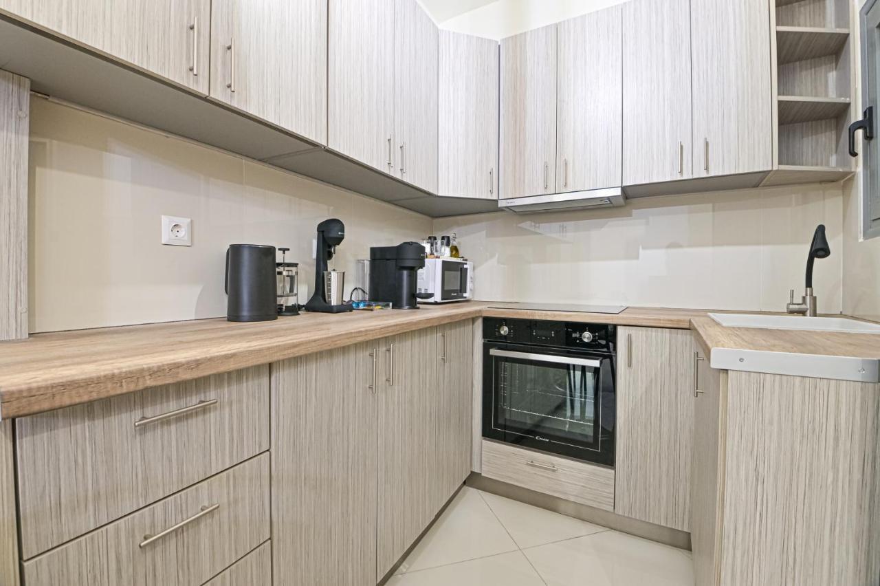 Areos Comfort Living Apartment - Alexandras Ave 72 Athen Exterior foto